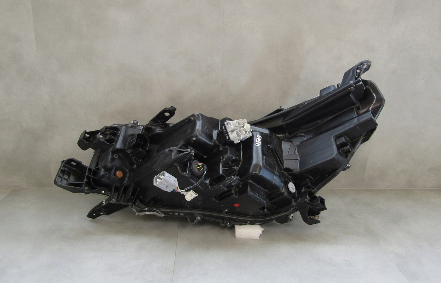 HEADLIGHT TOYOTA HILUX VIII 8 LIFT FULL LED 20- RH