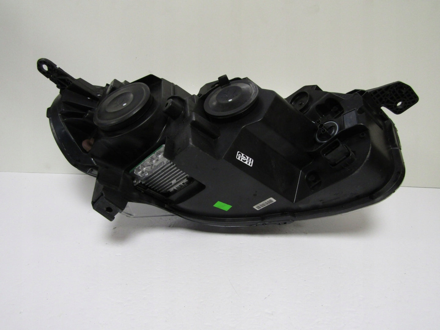 TOYOTA PROACE 2 II HEADLIGHT XENON NON-SWIVEL 16-23 LH 00207242-06