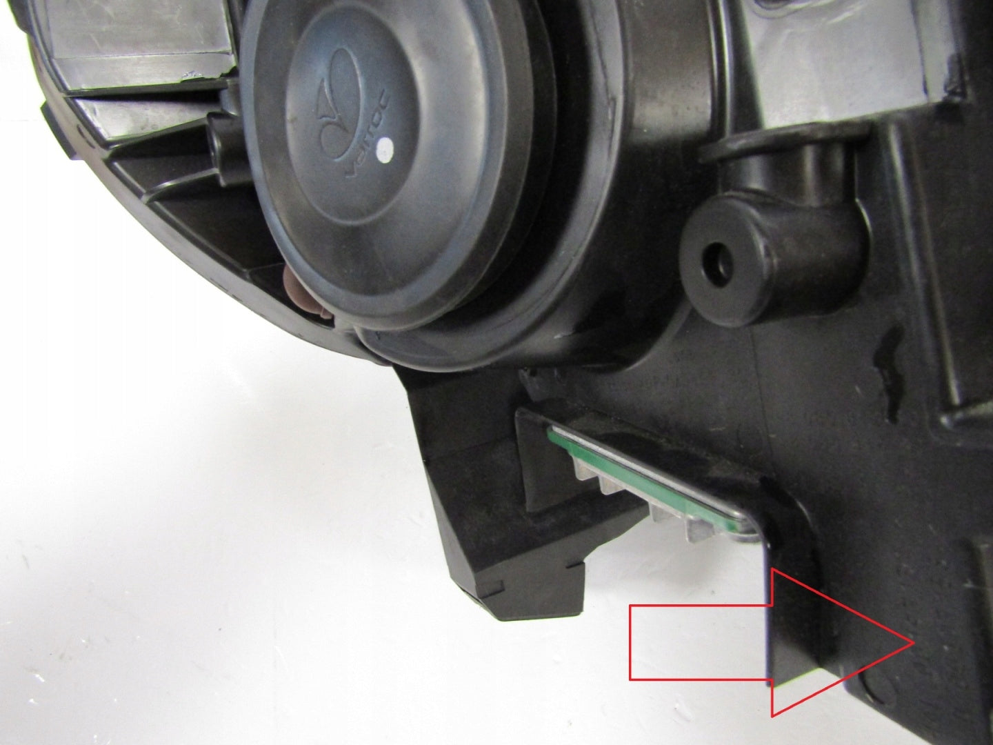 TOYOTA PROACE 2 II HEADLIGHT XENON NON-SWIVEL 16-23 LH 00207242-06