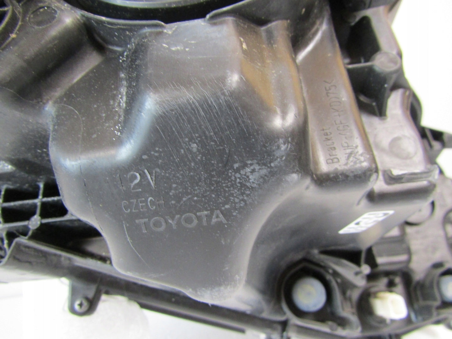 HEADLIGHT TOYOTA YARIS 4 IV STANDARD LENS 20- / MAZDA 2 22- LH