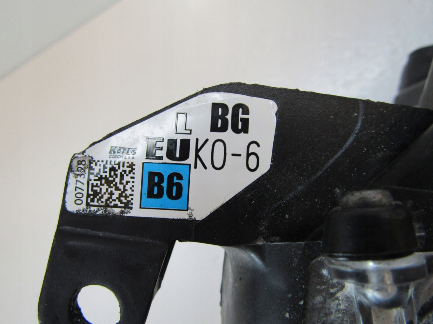 HEADLIGHT TOYOTA YARIS 4 IV STANDARD LENS 20- / MAZDA 2 22- LH