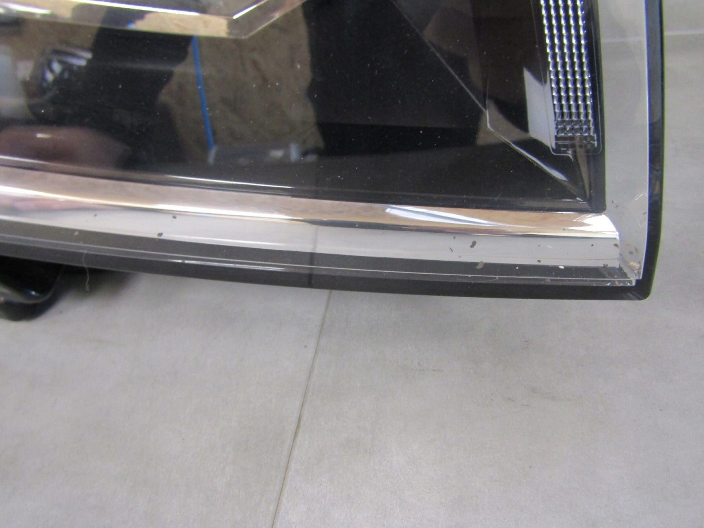 VW T6 TRANSPORTER HEADLIGHT LIFT STANDARD 7L1 T6.1 RH 19-23 7L1941006B