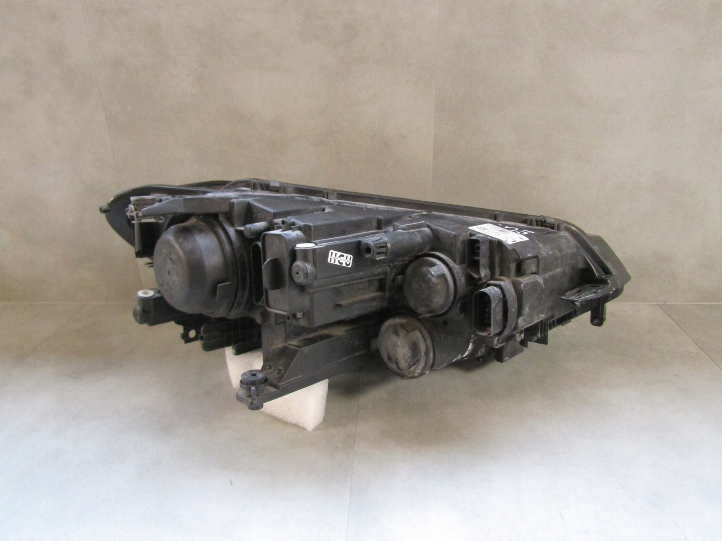 VW Touran 2 II 5TB HEADLIGHT Standard 15- LH 5TB941005A