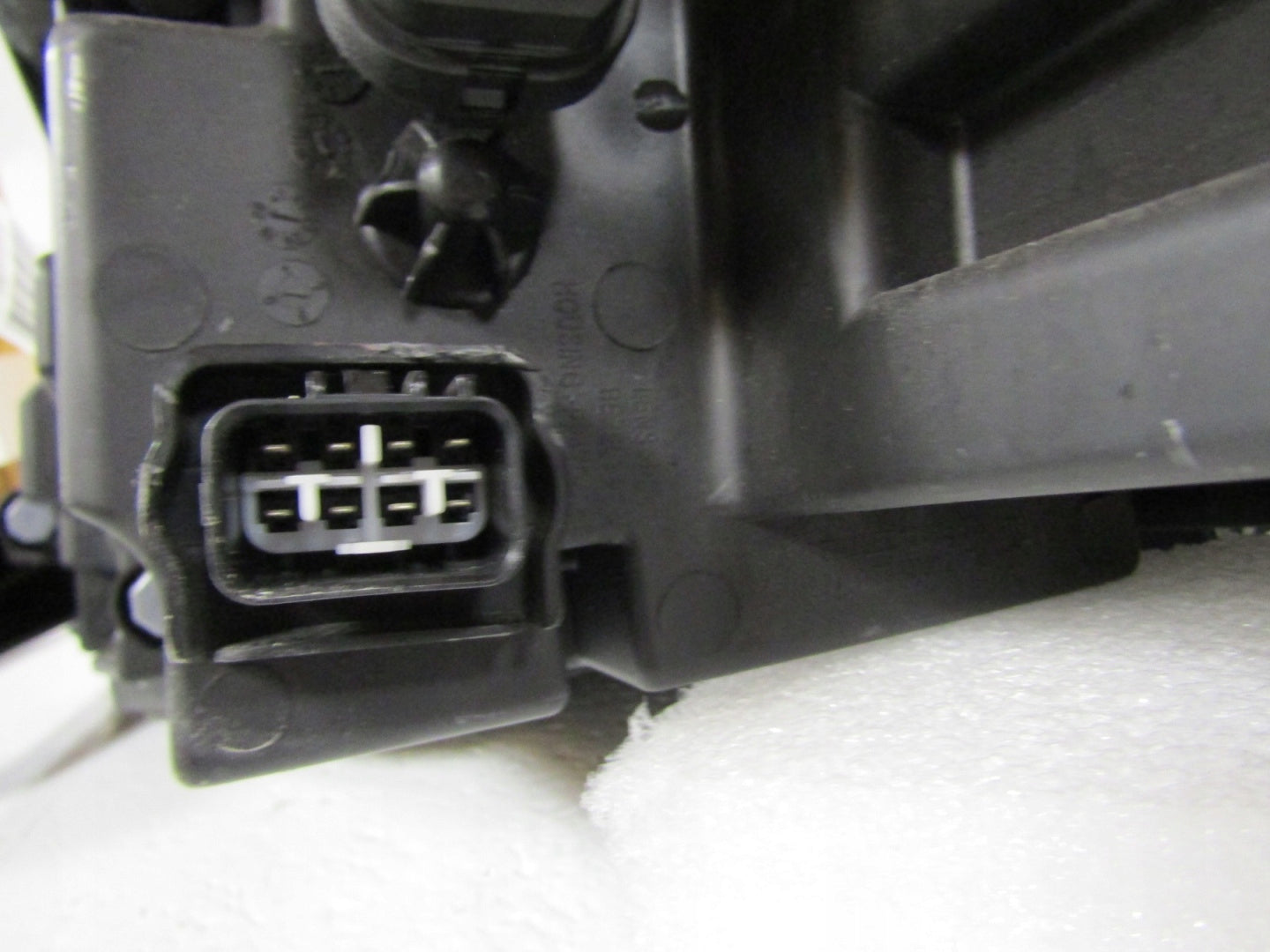 XPENG G3 EV FULL LED HEADLIGHT 18-23 RH