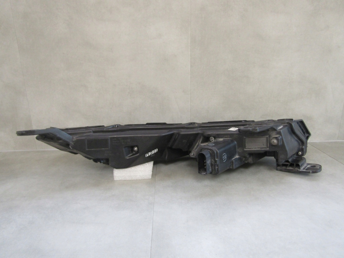 XPENG P7 LED LH Headlight