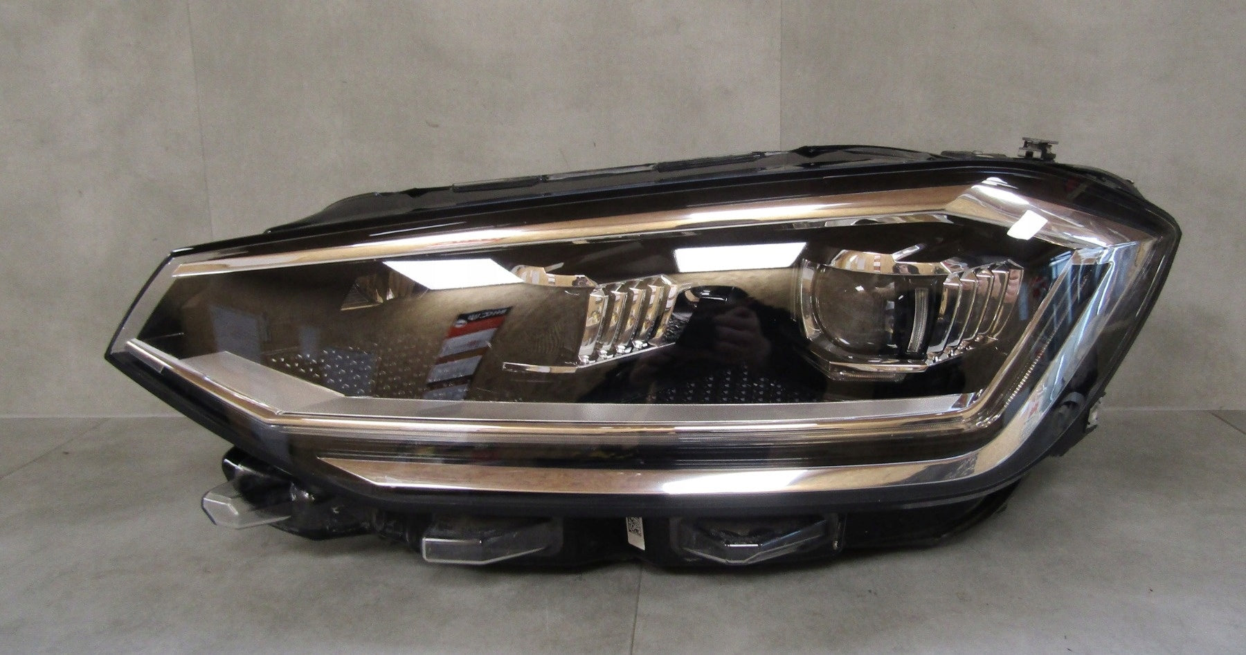 VOLKSWAGEN GOLF SPORTSVAN LED LIFT HEADLIGHT LH LEFT 18-20 517941081