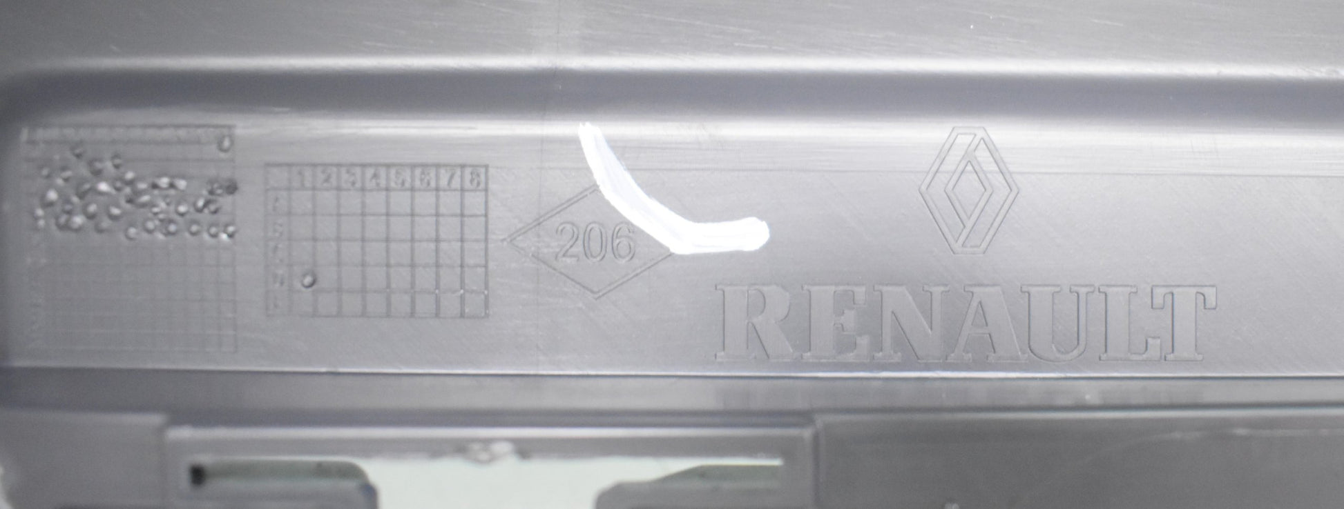 Front Bumper Trim RENAULT TRAFIC III VIVARO