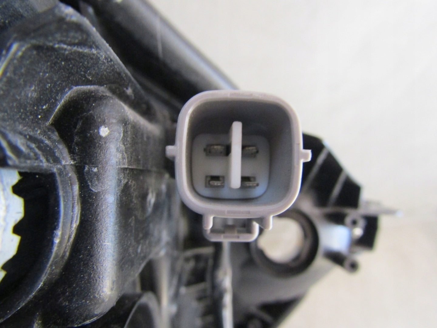 Aston Martin Cygnet 11-13 Front Lamp | Standard Lens | LH | Left | KOITO 74-1