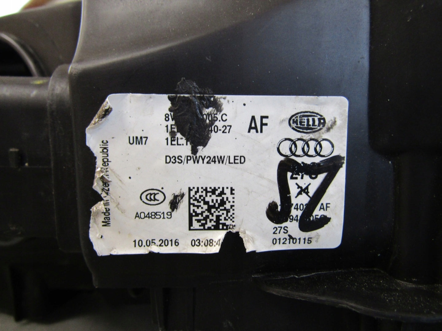 Audi A3 8V 12-16 LH Xenon Headlight 8V0941005C