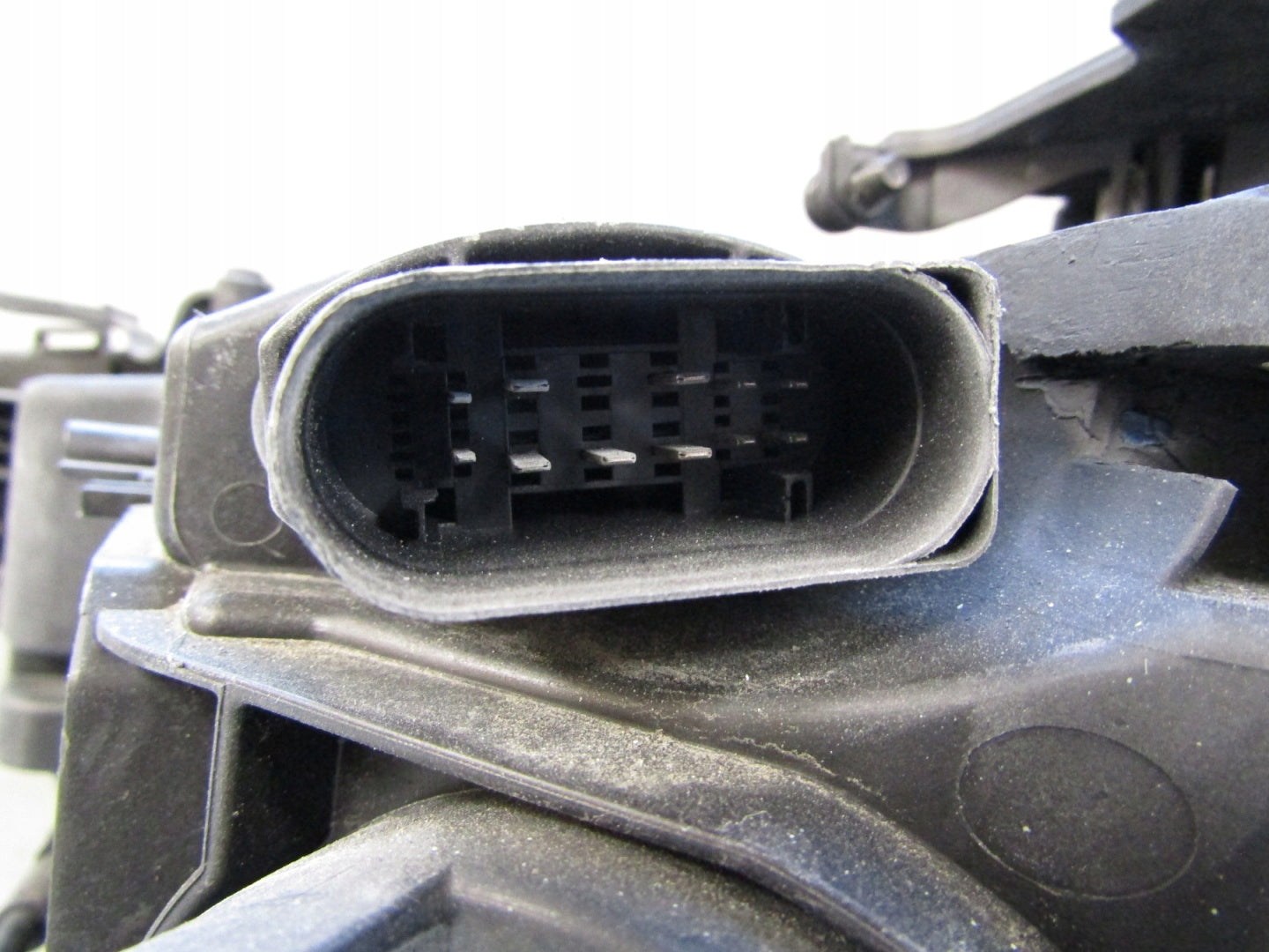 Audi A4 B8 8K0 Lift Xenon Headlight 11-15 RH 8K0941006C