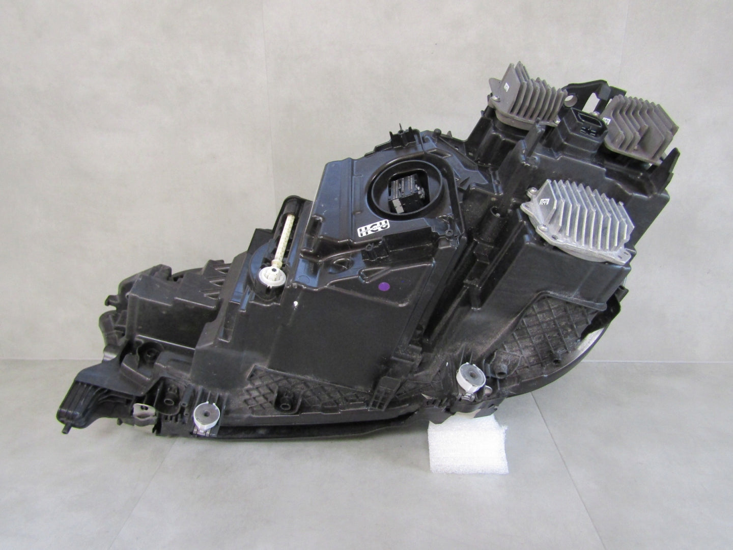 BMW IX I20 LASER 21- RH 5A3CEA2 Headlight