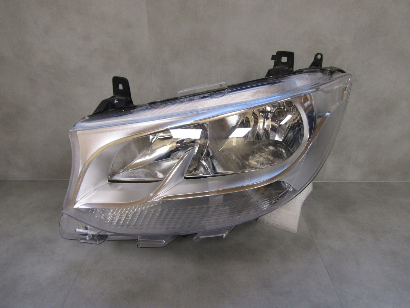 MERCEDES SPRINTER W910 W907 HEADLIGHT STANDARD 18- LH A9109060000
