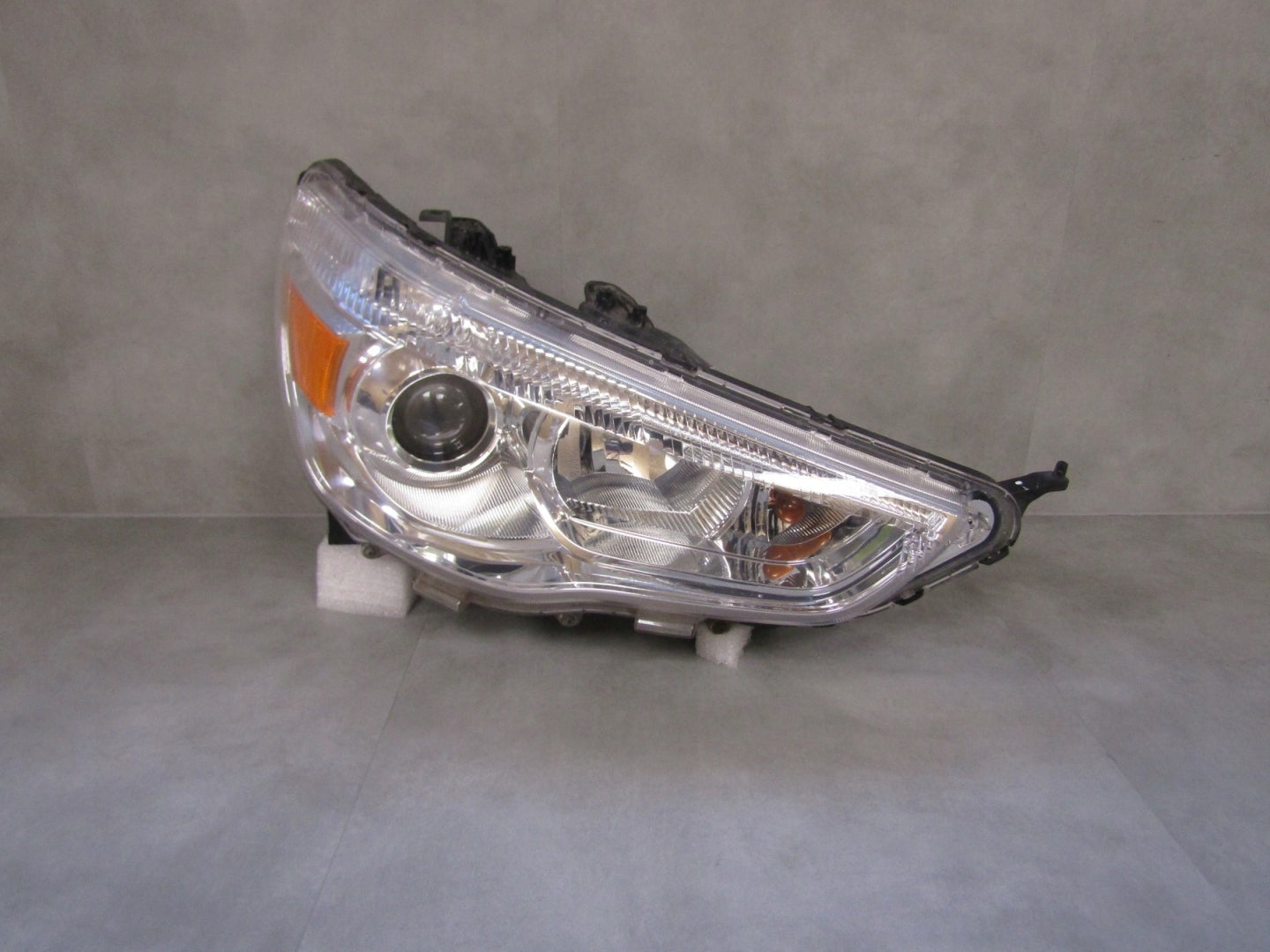 Front Lamp Mitsubishi ASX LIFT STANDARD 12-19 RH