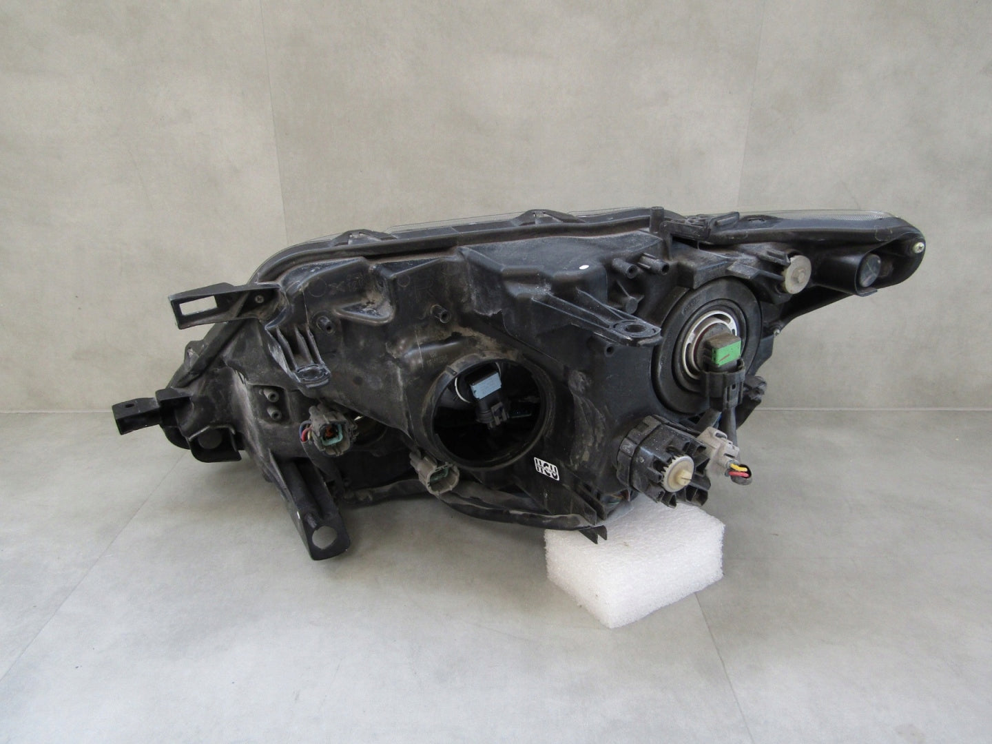 Nissan X TRAIL T32 Standard Headlight 13-17 RH