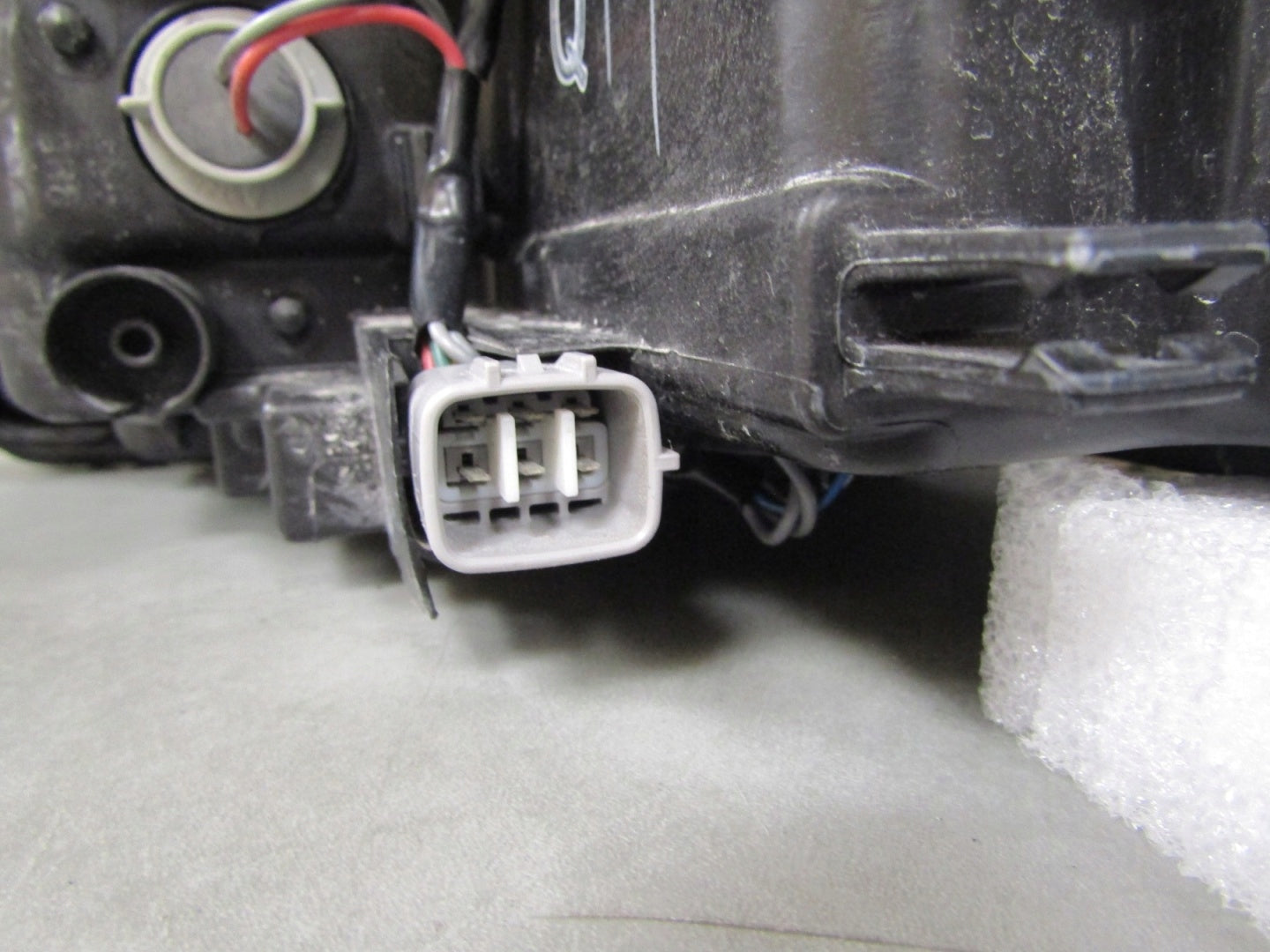 Front Lamp Toyota Yaris 3 III Facelift REGULAR LENS 17-20 RH RIGHT