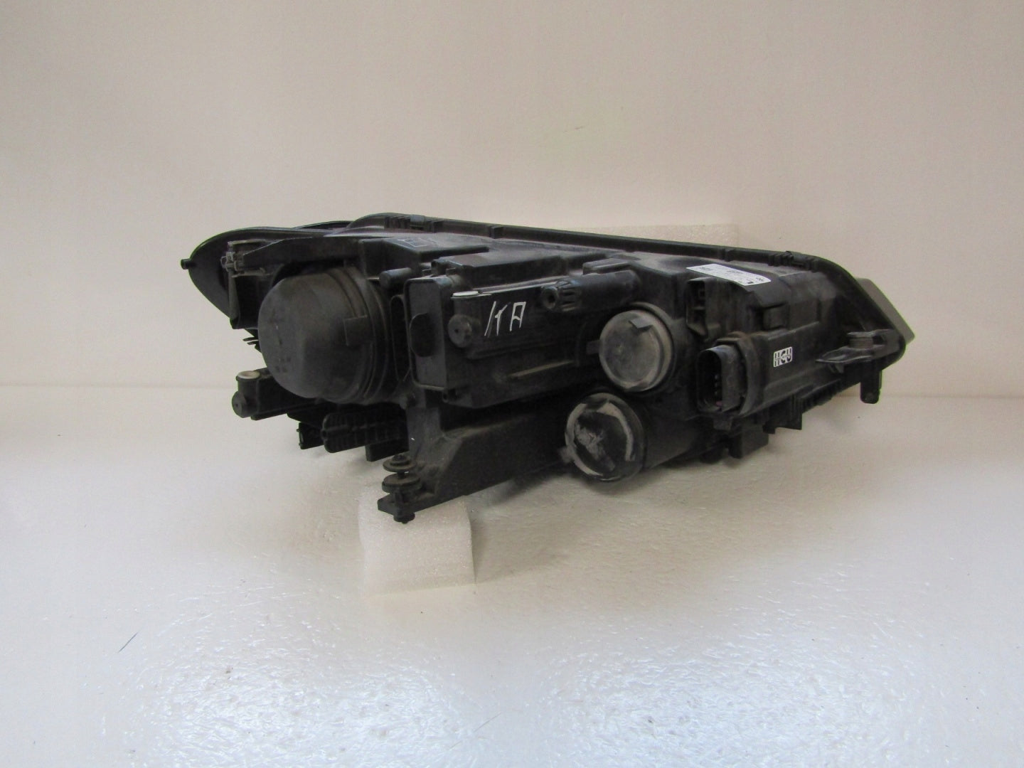 VW Touran 2 II 5TB HEADLIGHT Standard 15- LH 5TB941005A