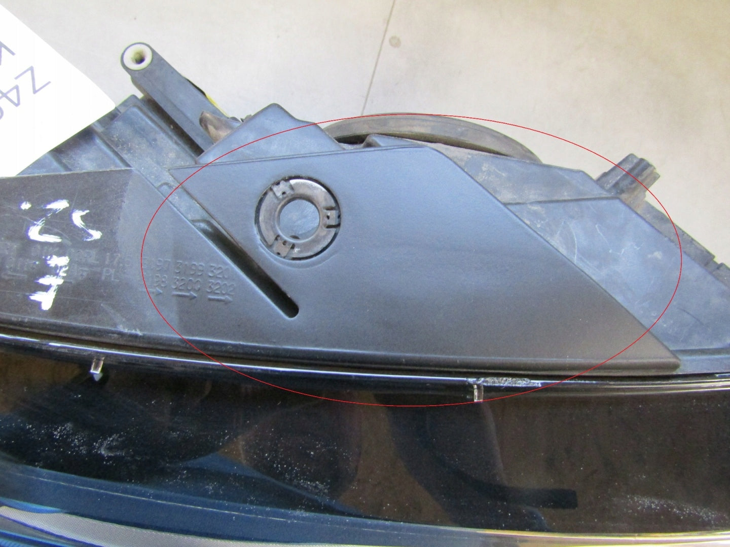 Front Lamp Volkswagen Passat CC LIFT XENON NON-SWIVELING WITHOUT LED 12-16 RH P