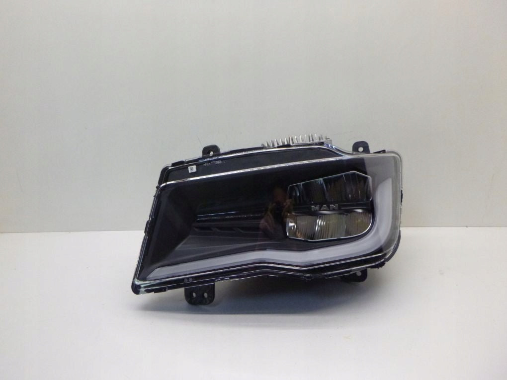 MAN LION'S CITY LIONS FULL LED HEADLIGHT LEFT BUS