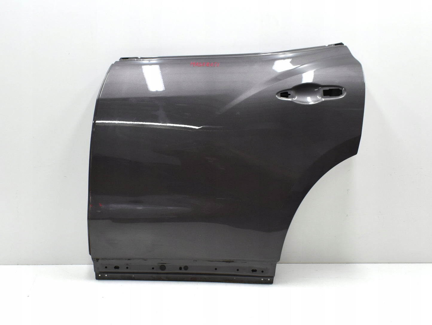 MASERATI LEVANTE LEFT REAR DOOR ORG