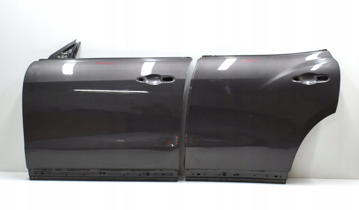 MASERATI LEVANTE LEFT REAR DOOR ORG