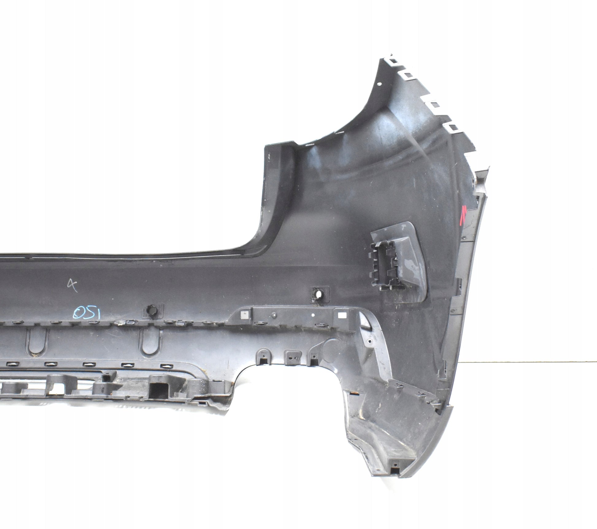 MASERATI LEVANTE REAR BUMPER ORG + BOTTOM