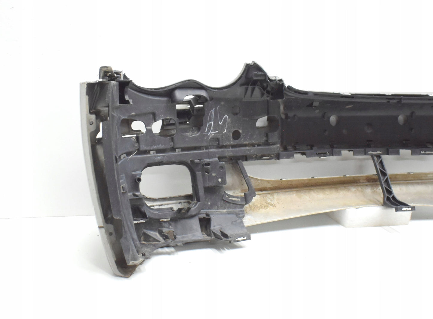 MERCEDES C CLASS W203 FRONT BUMPER ORIGINAL + FRAME