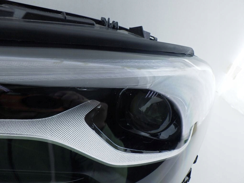 MERCEDES CLA 118 W118 LIFT FULL LED PERFORMANCE 23- left front lamp