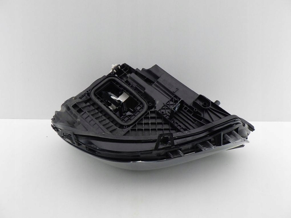 MERCEDES CLA 118 W118 LIFT FULL LED PERFORMANCE 23- left front lamp