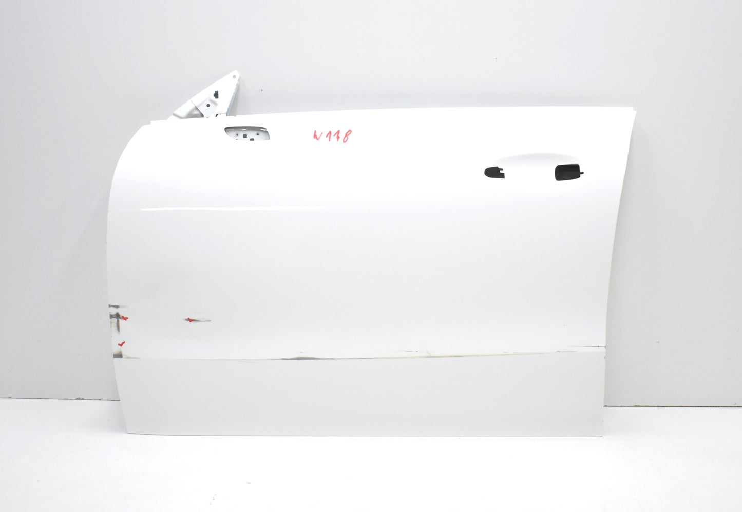 MERCEDES CLA W118 LEFT FRONT DOOR ORG