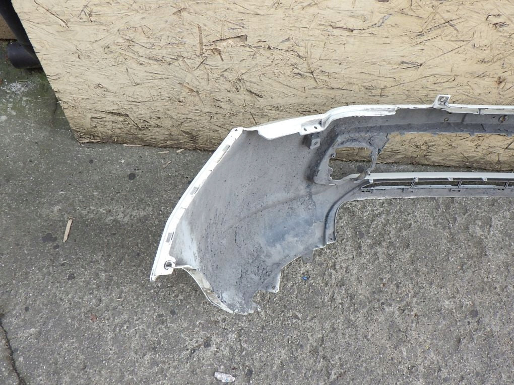 MITSUBISHI L200 L 200 16- Front Bumper