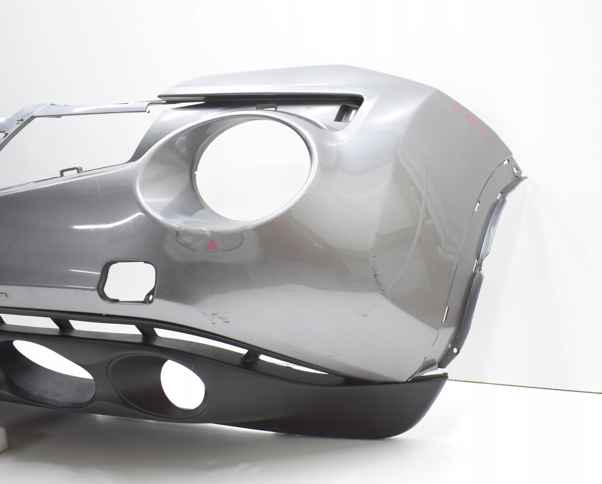 NISSAN JUKE FRONT BUMPER ORIGINAL LOWER 10-14