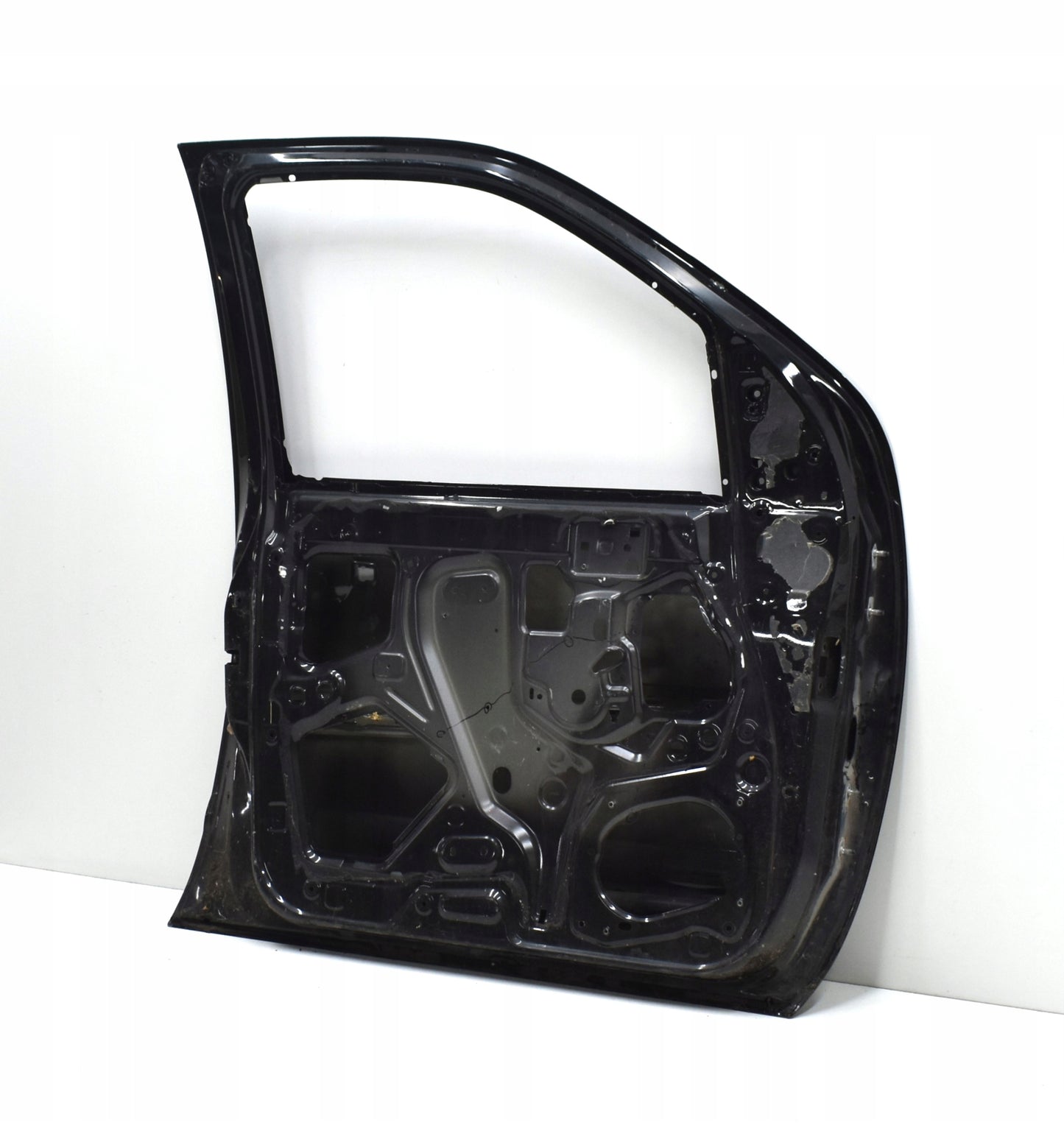 NISSAN NAVARA D40 LEFT FRONT DOOR ORG