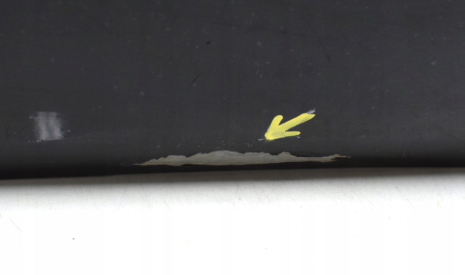 NISSAN NAVARA D40 LEFT FRONT DOOR ORG