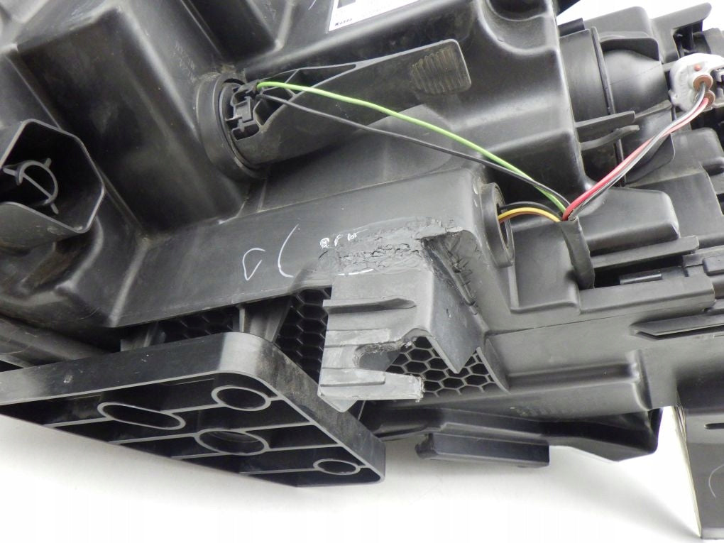 NISSAN QASHQAI II 2 J11 14- right front lamp