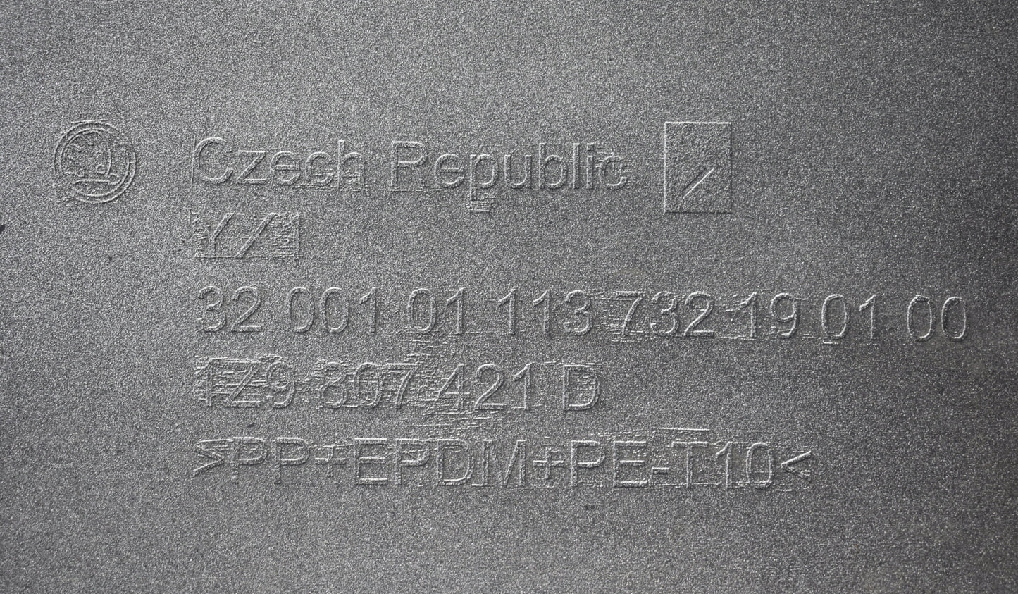 OCTAVIA II 1Z9 SCOUT REAR BUMPER ORG ESTATE!