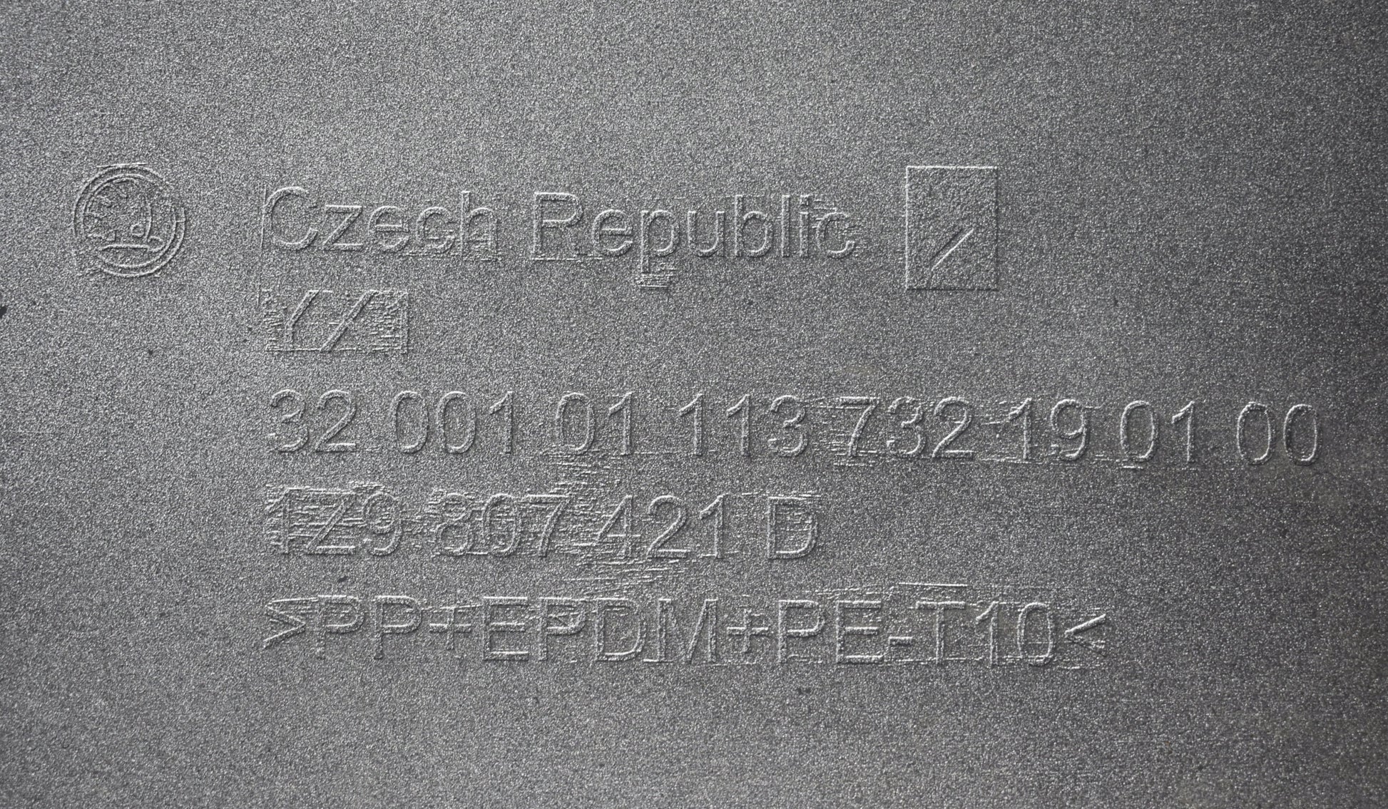 OCTAVIA II 1Z9 SCOUT REAR BUMPER ORG ESTATE!