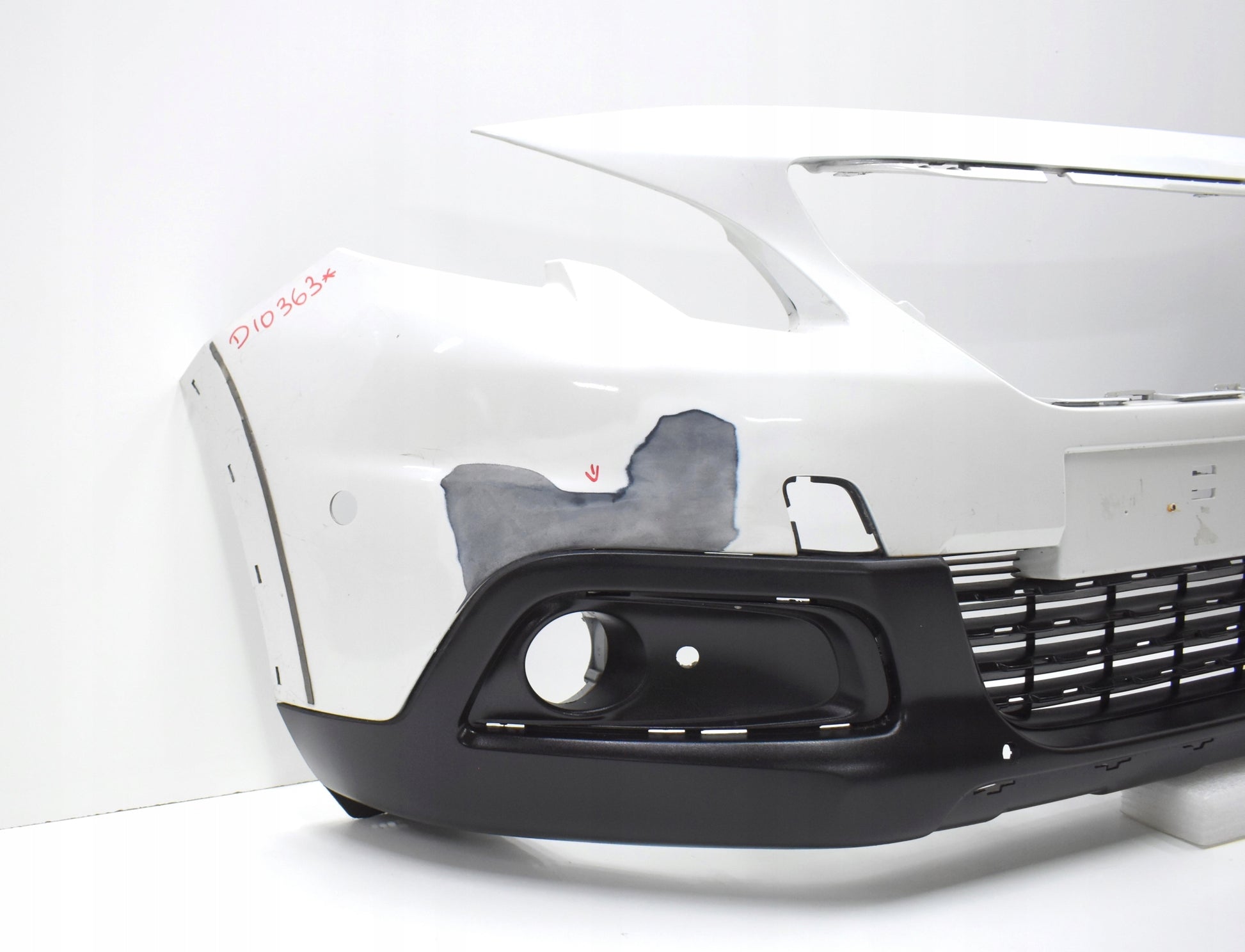 PEUGEOT 2008 LIFT FRONT BUMPER ORIGINAL + LOWER PART