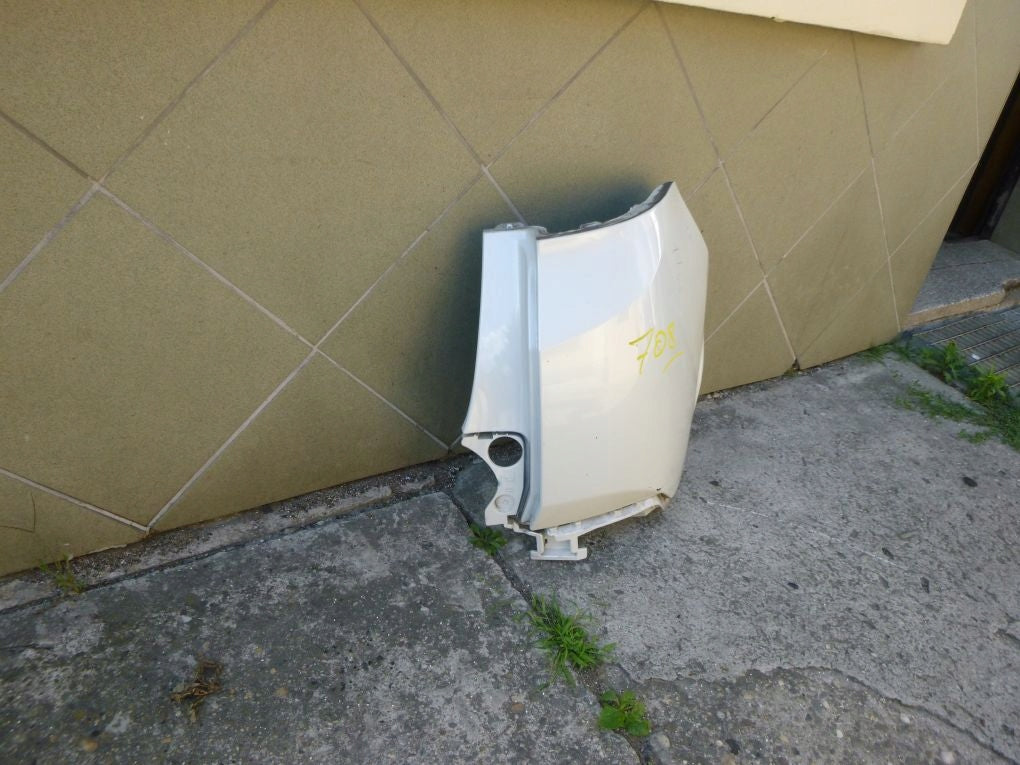 PEUGEOT 3008 II P84 16- Front Bumper Corner Left