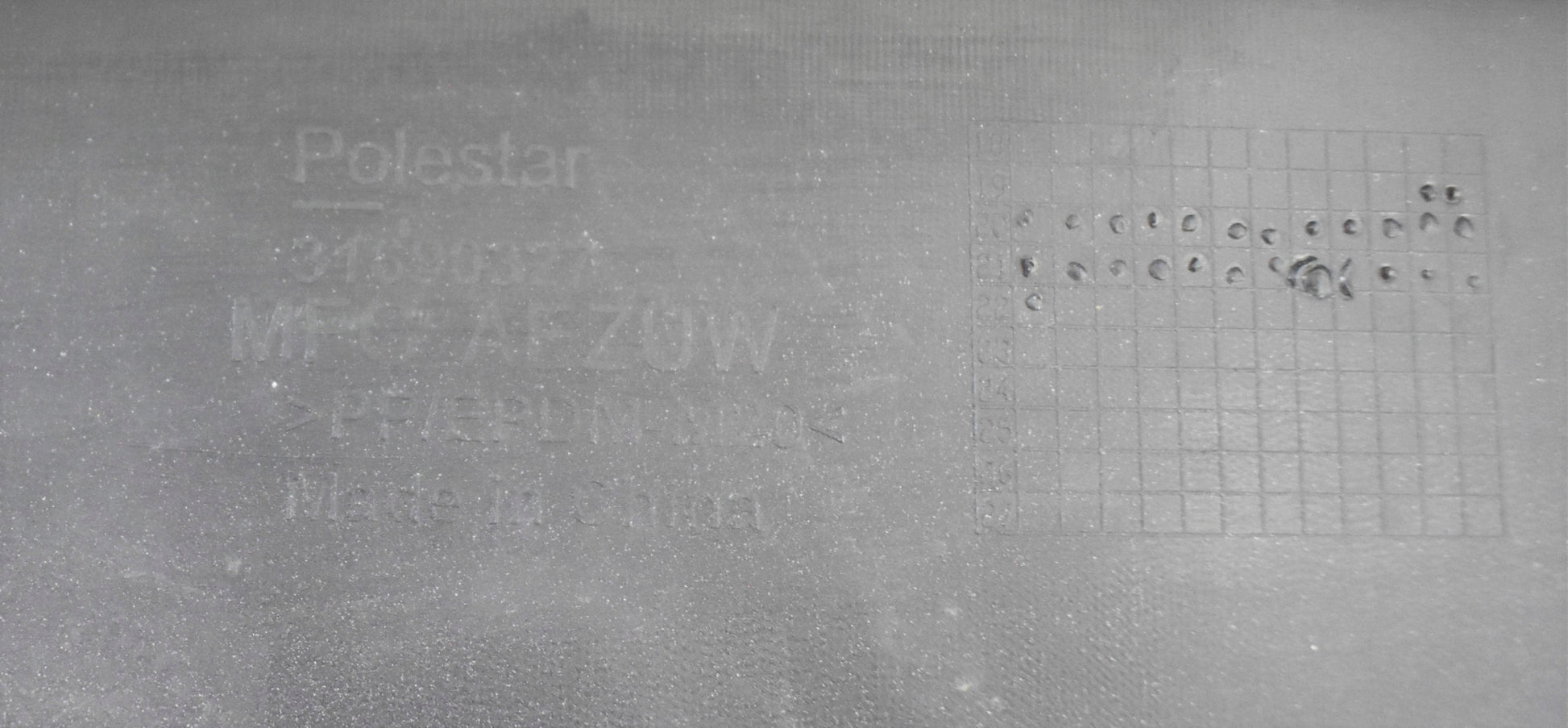 POLESTAR II 2 FRONT BUMPER ORIGINAL + BOTTOM