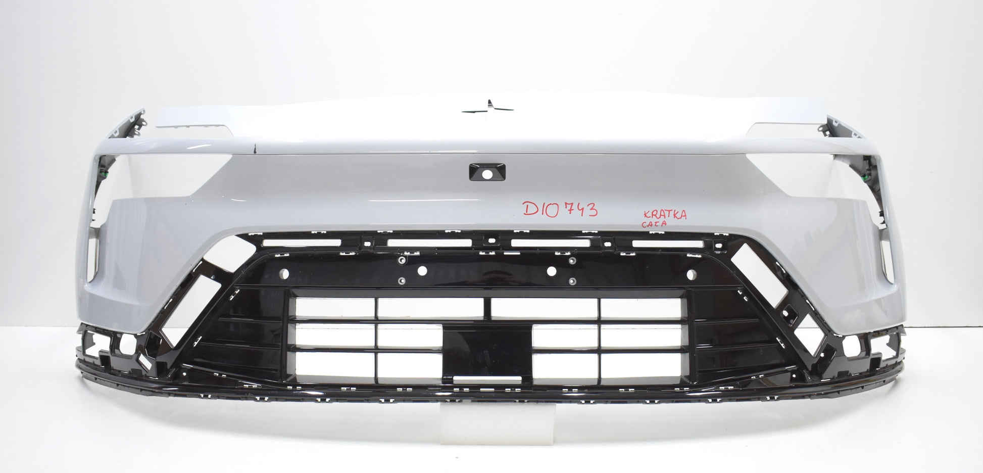 POLESTAR IV 4 FRONT BUMPER ORG + GRILLE