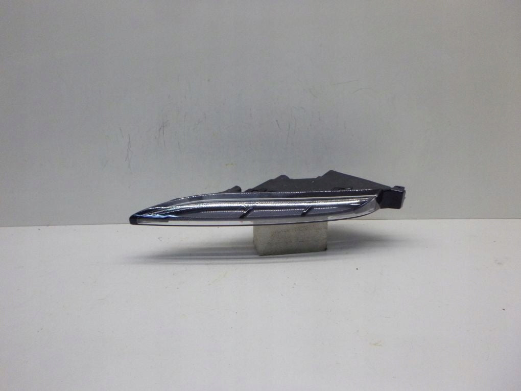 PORSCHE MACAN 95B 95B.953.082 DRL LED Left