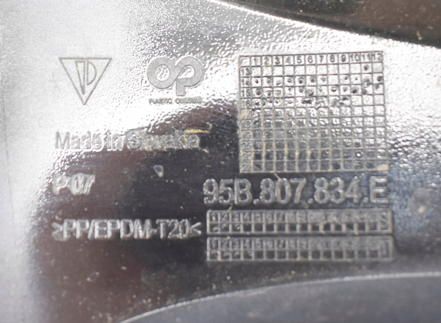 PORSCHE MACAN 95B GTS TURBO DYFUZOR SPOILER ORG