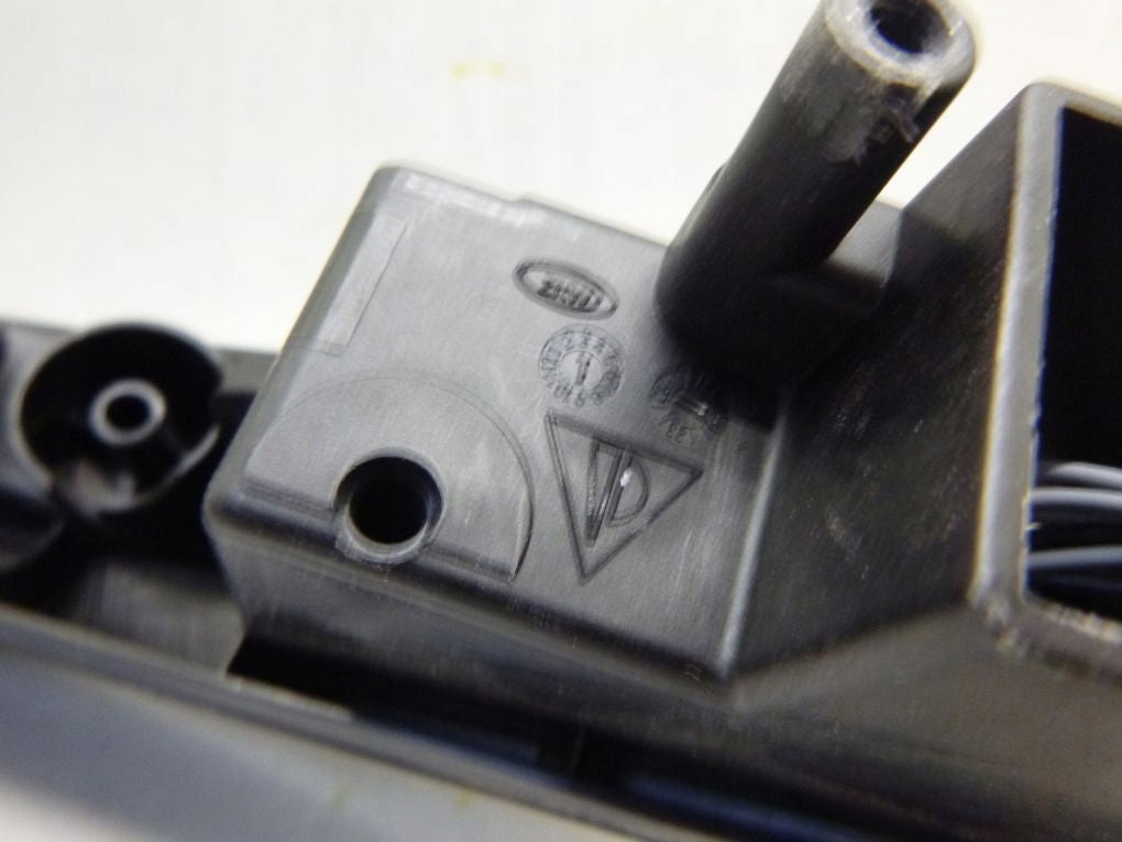 PORSCHE MACAN TURBO 95B LIFT 18- LED DRL RIGHT