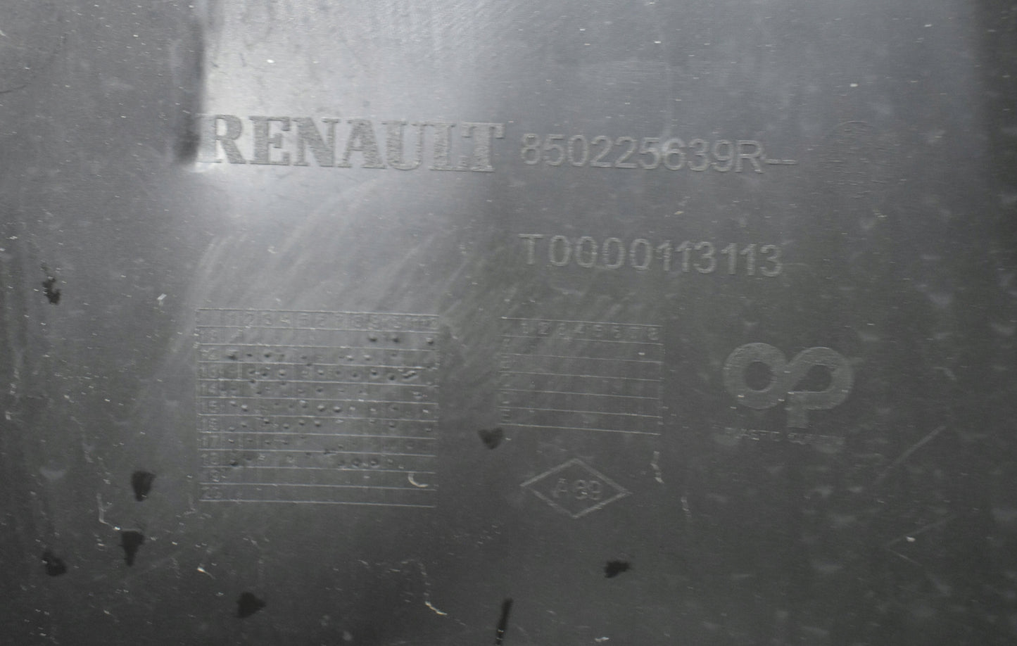 RENAULT CLIO IV REAR BUMPER REAR ORIGINAL HB + LOWER PART