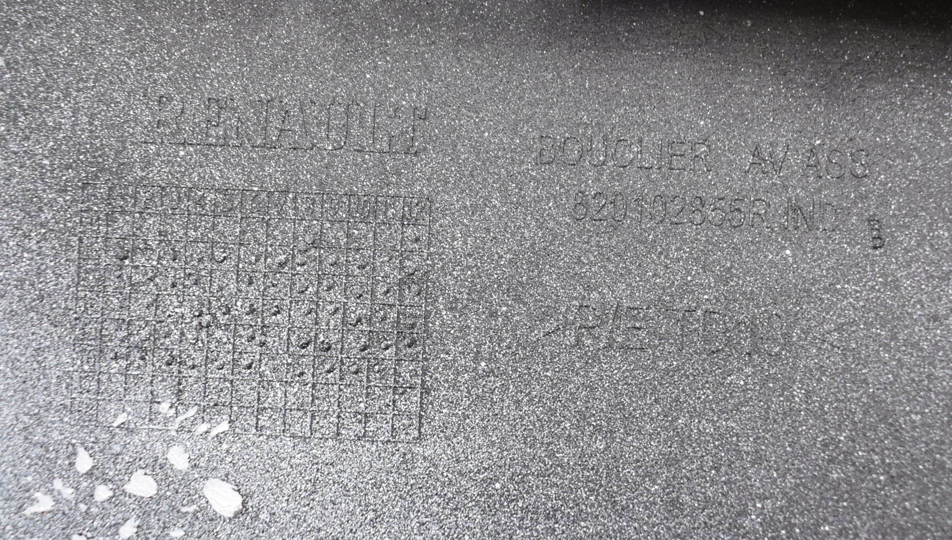 RENAULT ZOE Front Bumper + Lower Section