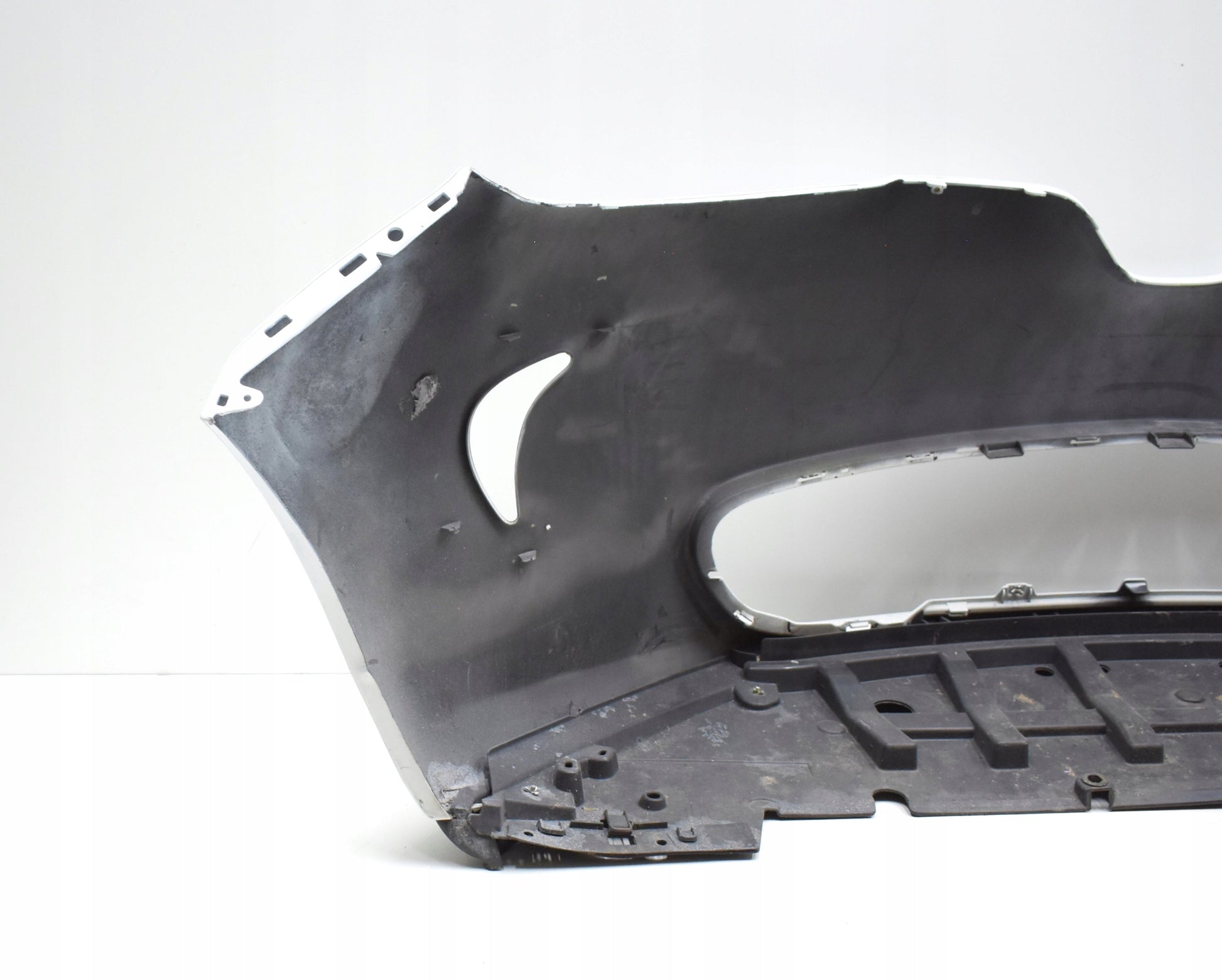 RENAULT ZOE Front Bumper + Lower Section