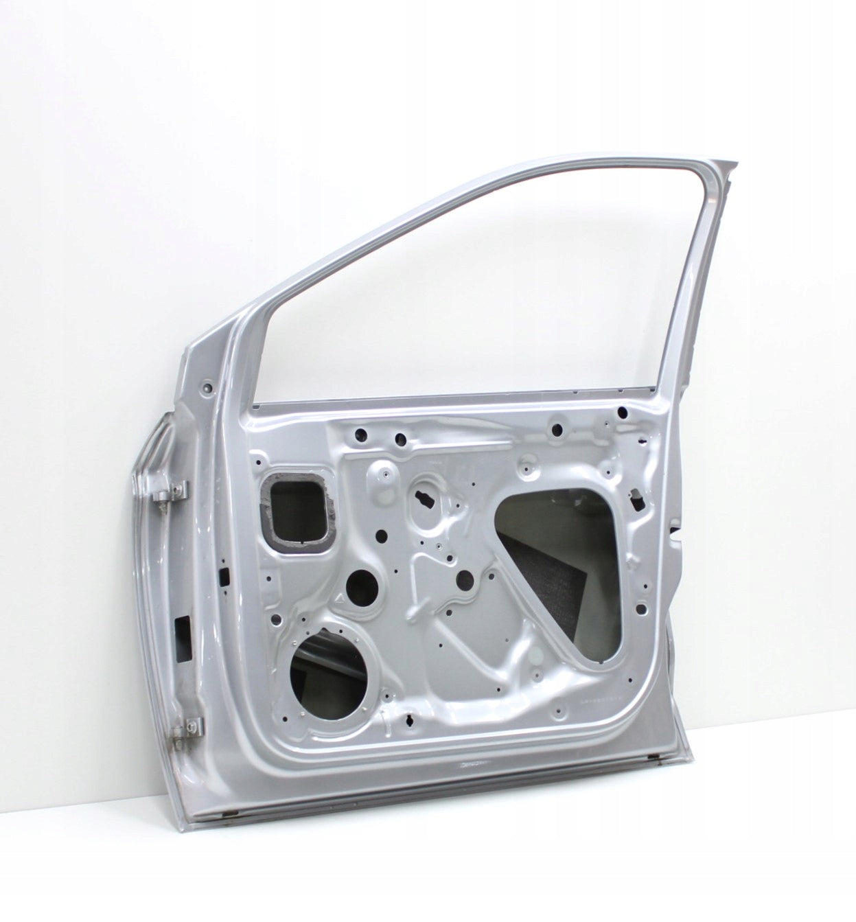 SEAT ARONA 6F9 RIGHT FRONT DOOR ORG