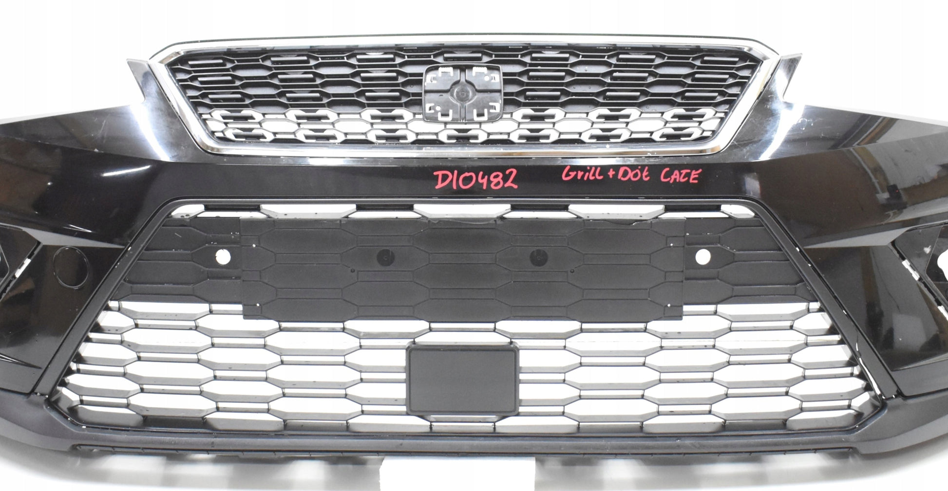 SEAT ARONA 6F9 FRONT BUMPER ORG + GRILLE + BOTTOM