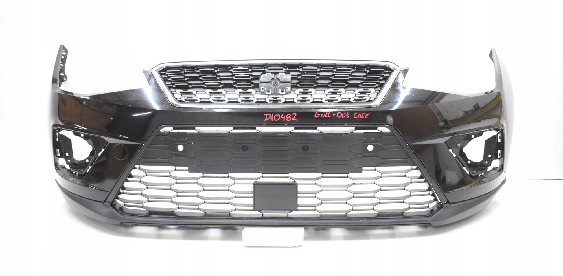 SEAT ARONA 6F9 FRONT BUMPER ORG + GRILLE + BOTTOM