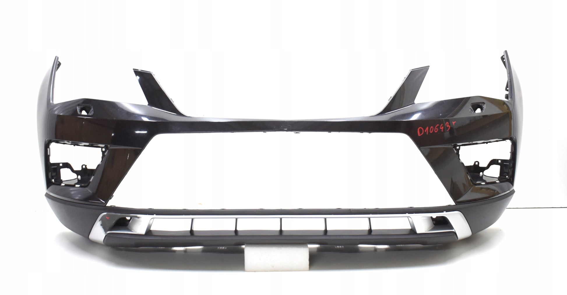 SEAT ATECA 575 FRONT BUMPER ORG + BOTTOM